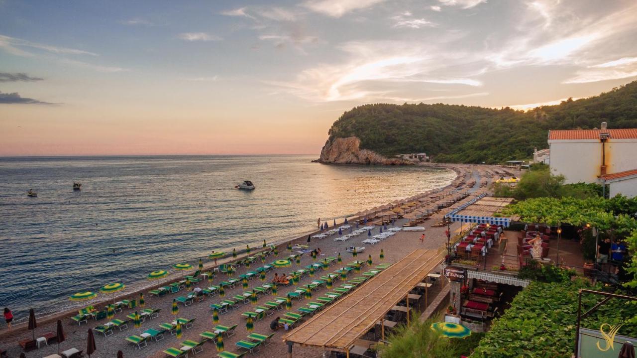 Hotel Savojo Petrovac Exterior photo