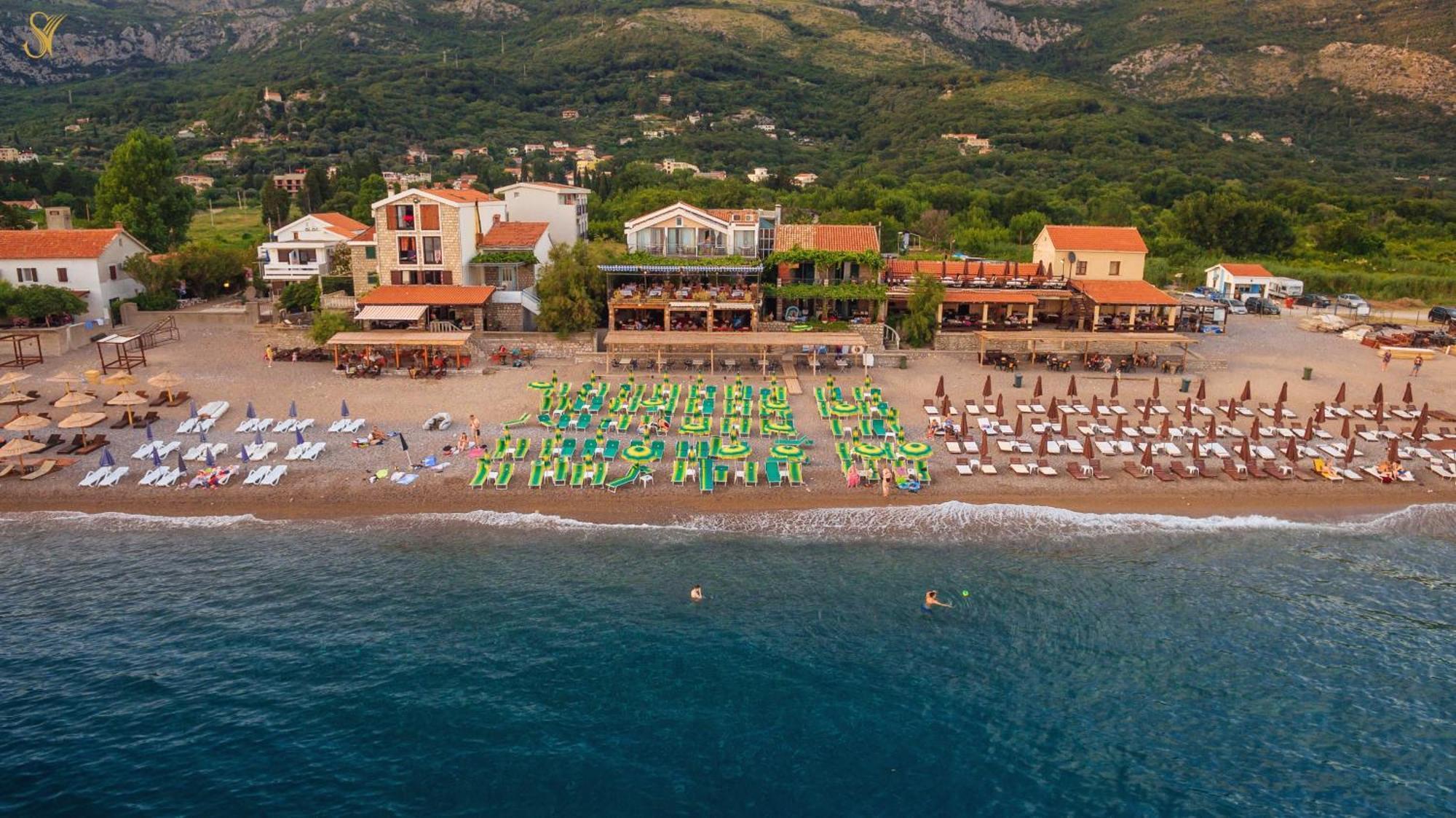 Hotel Savojo Petrovac Exterior photo